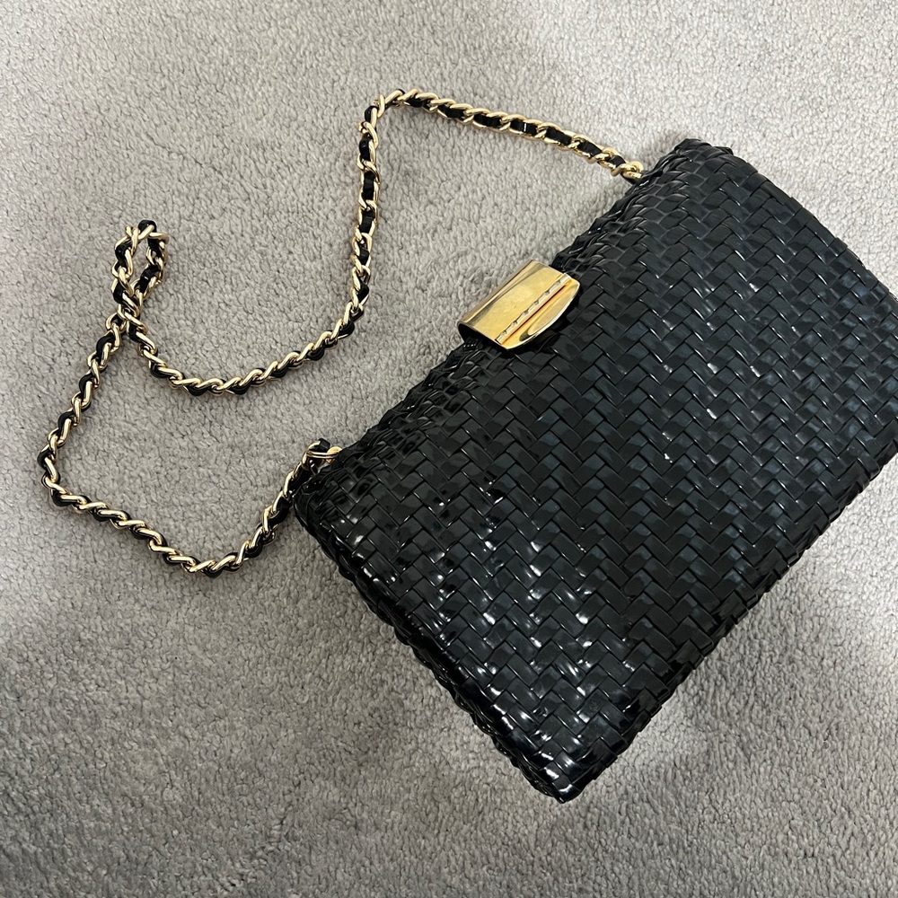 Vintage Stylish Black Woven Bag with Gold Chain